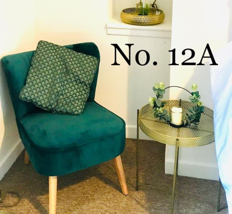 Flat 12A - Central, Modern, Bright Apartment With Free Wifi Обан Экстерьер фото