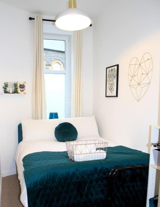 Flat 12A - Central, Modern, Bright Apartment With Free Wifi Обан Экстерьер фото
