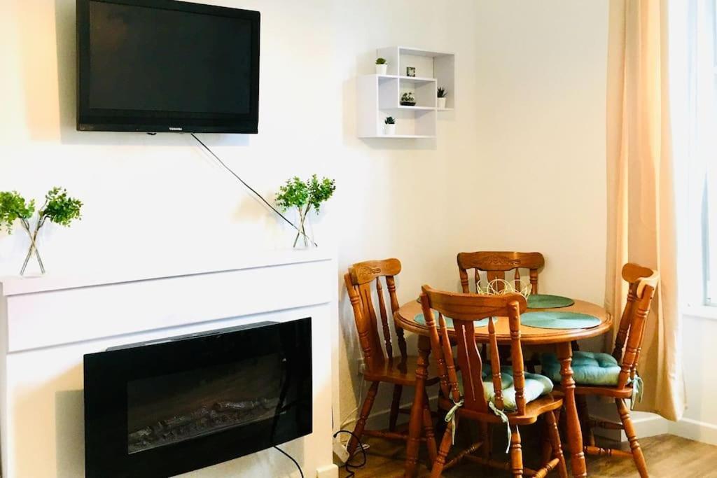 Flat 12A - Central, Modern, Bright Apartment With Free Wifi Обан Экстерьер фото